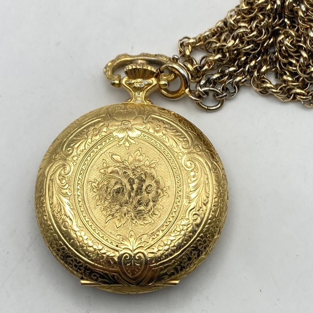 Vtg Daytons Necklace Pendant Watch Gold Tone Swiss Made 34mm w/Chain Manual Wind
